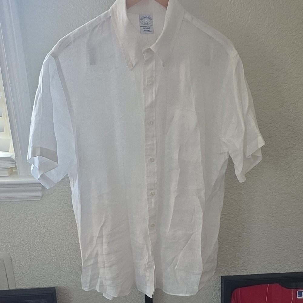 Brooks Brothers White Casual Button Down Shirt